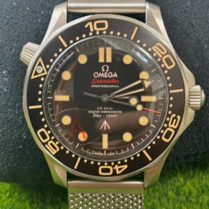 omega negro 3 300x300