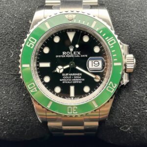rolex verde fondo negro 7 300x300